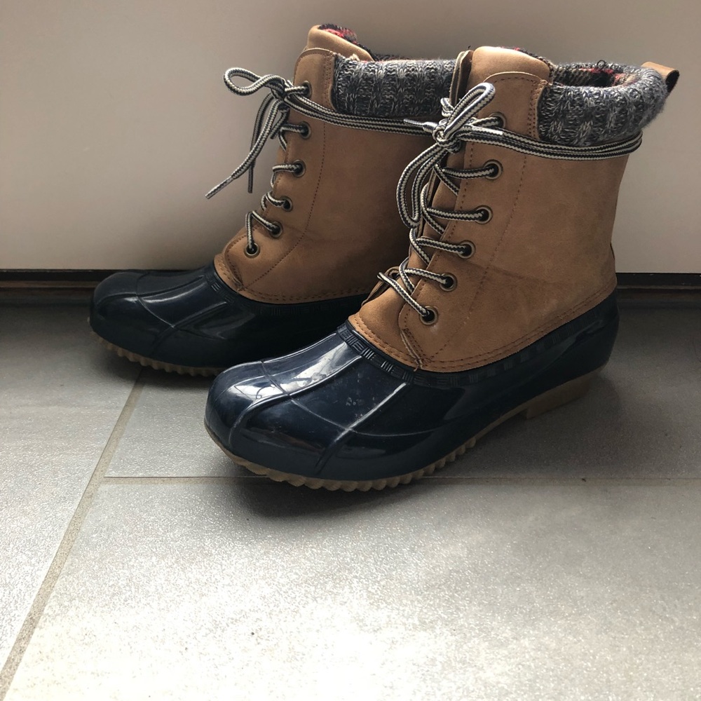 Just Fab rain boots